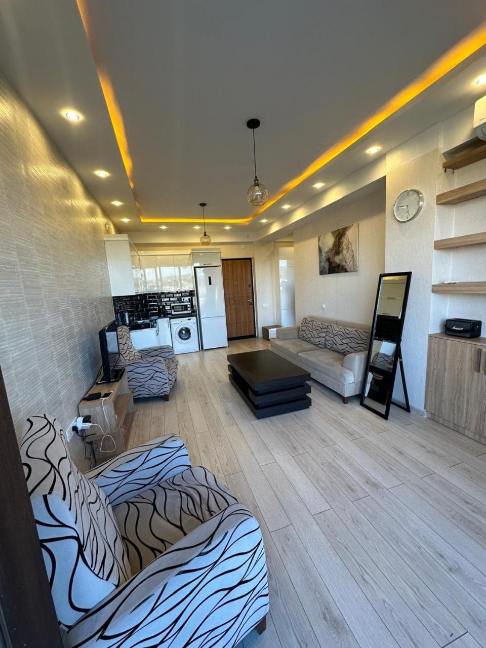 Apartment In The Center تبليسي المظهر الخارجي الصورة